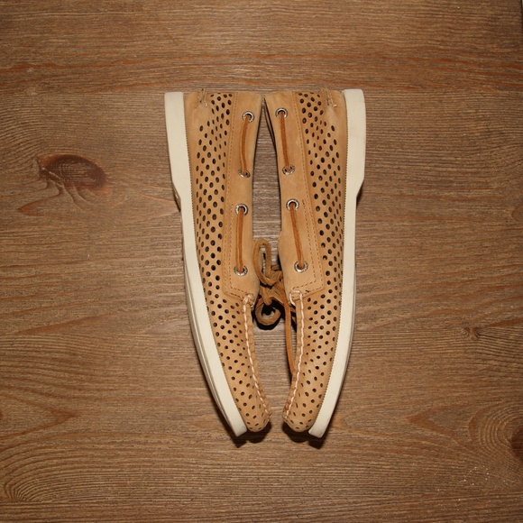 SPERRY Men's Brown Perforated Leather Boat Shoe 8 - Picture 4 of 8